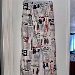 Newsprint / Graphic Print Skirt, ladies XL, like new